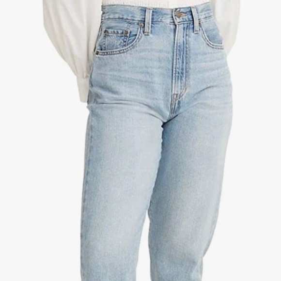 Levi's Women's Premium High Taper Jeans - Picture 1 of 4